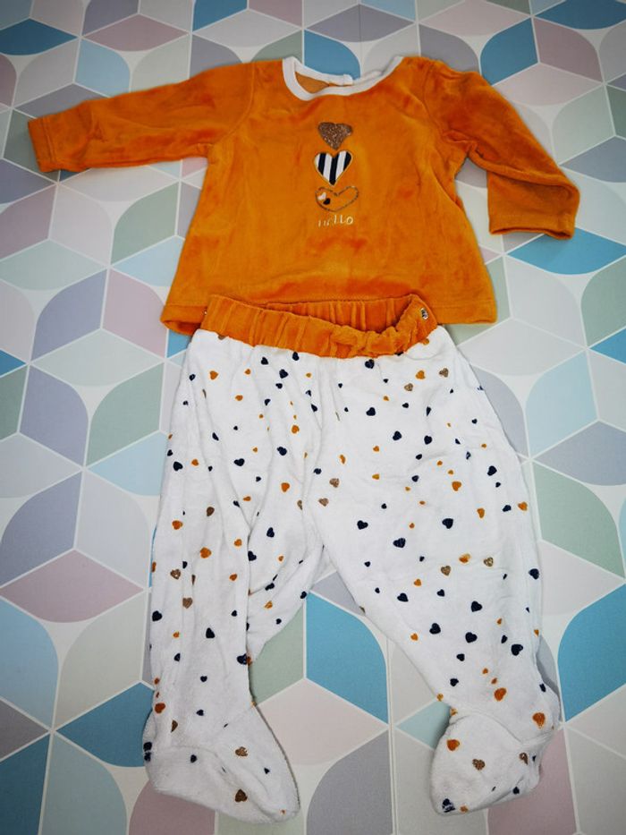 D3910 - pyjama fille 6 mois