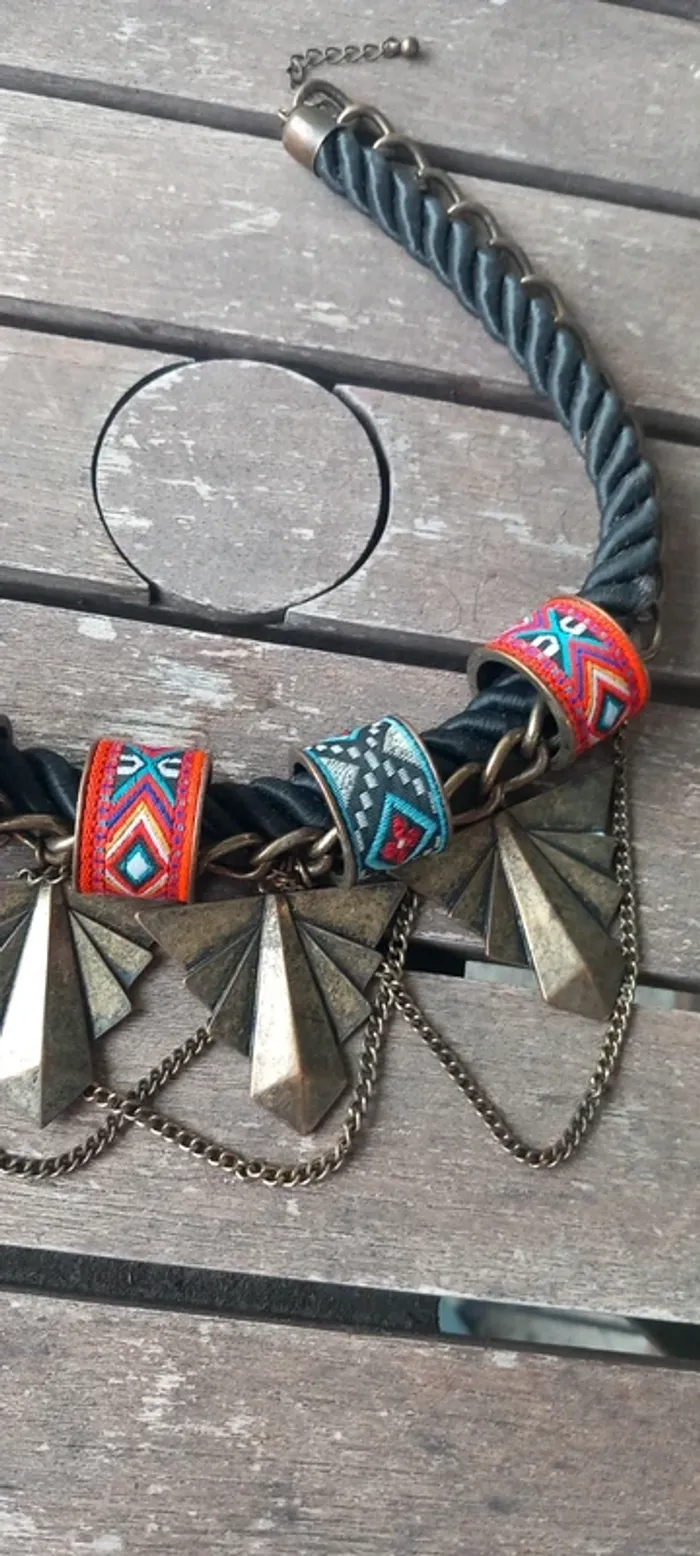 Collier ethnique - photo numéro 2