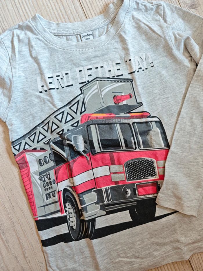 Tshirt manches longues 6 ans - photo numéro 2