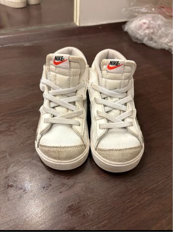 Basket Nike enfant pointure 25