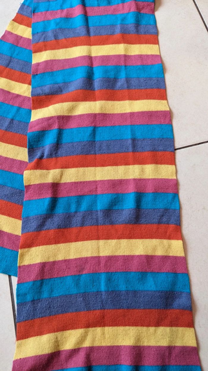 Écharpe longue multicolore - photo numéro 2