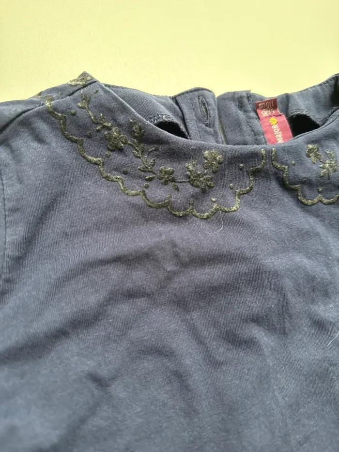 Tee shirt bleu marine - photo numéro 2