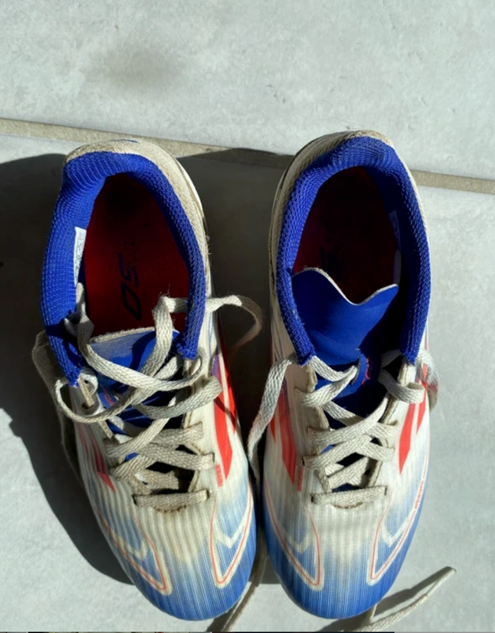Chaussures de foot fille T 34 - photo numéro 2