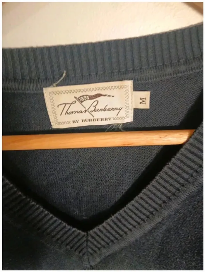 C2 pull noir Thomas Burberry M - photo numéro 3