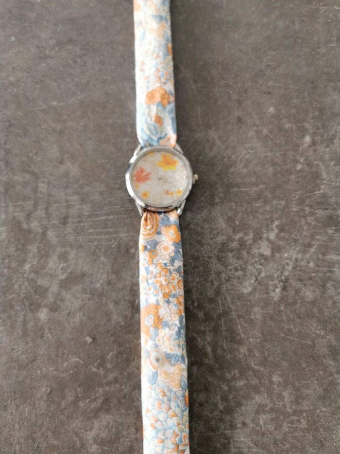 Montre tissu à nouer neuve