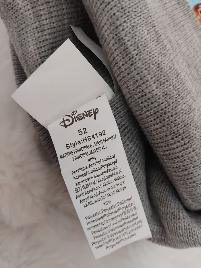 Bonnet fille Reine des neiges,Disney, neuf,taille 52 - photo numéro 3