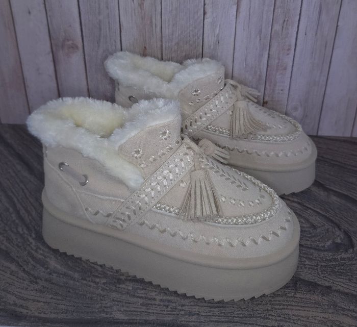 Boots d'hiver beige bottines basses tendances - Taille 38 - Neuves