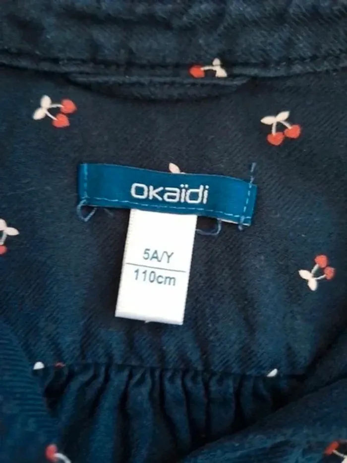 Robe chemise cerises Okaïdi 5 ans - photo numéro 2