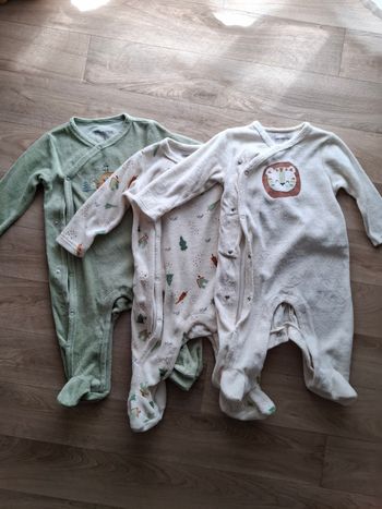 Lot pyjama velours bébé 6 mois
