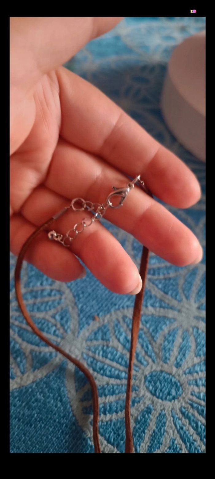Collier marron - photo numéro 3