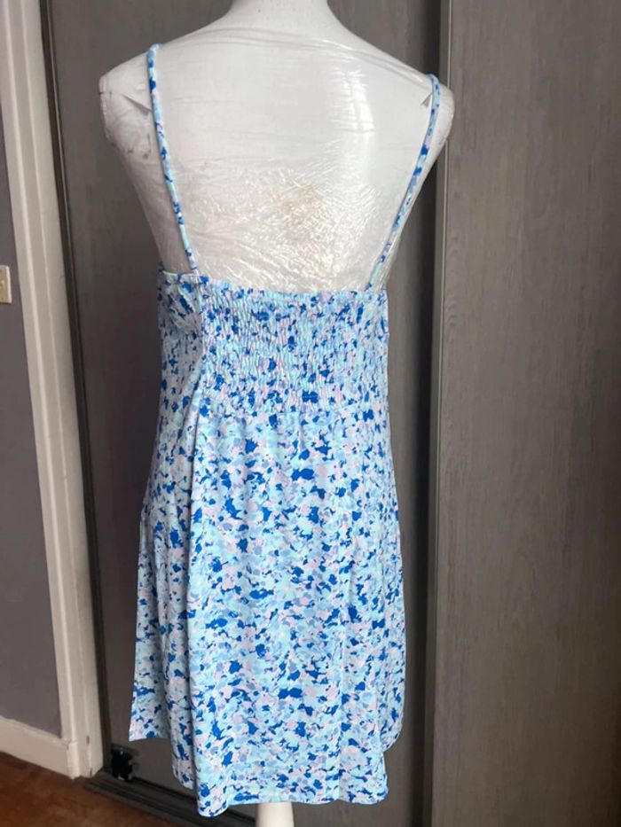Robe femme - photo numéro 3