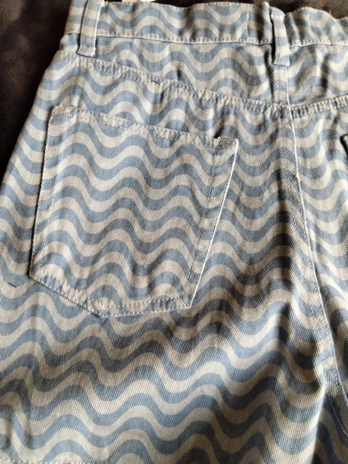Short jeans femme. Marque Ardene (A193) - photo numéro 4