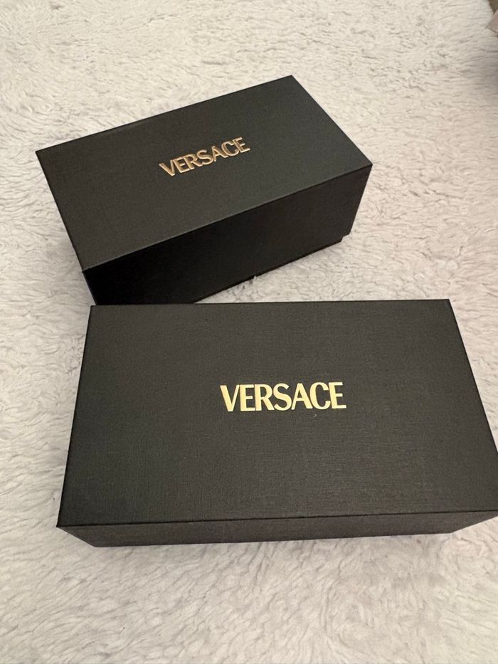 Boîte vide - photo numéro 2