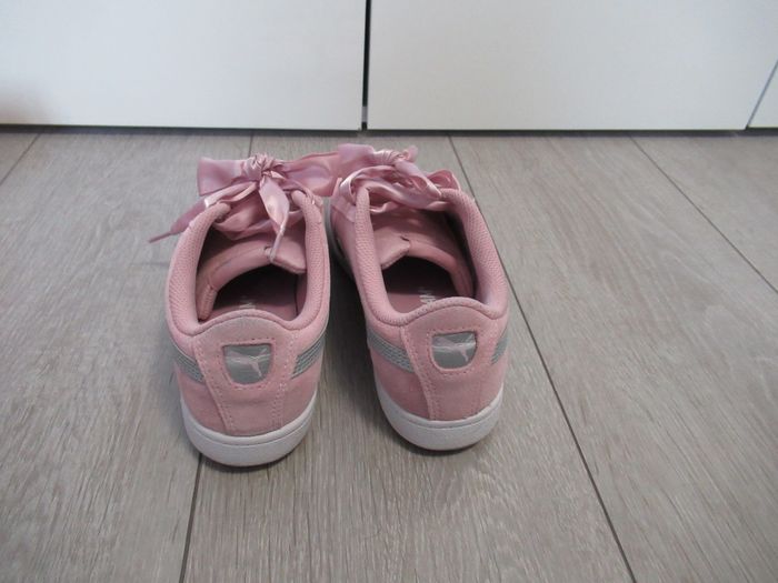 Baskets rose en daim avec lacets rubans soft foam PUMA Taille 37 - photo numéro 5