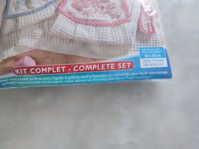 Kit broderie essuie mains - photo numéro 3