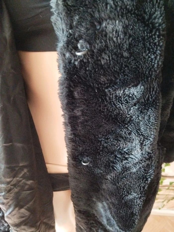 🌸Manteau fourrure noir Burton Taille 38🌸 - photo numéro 4