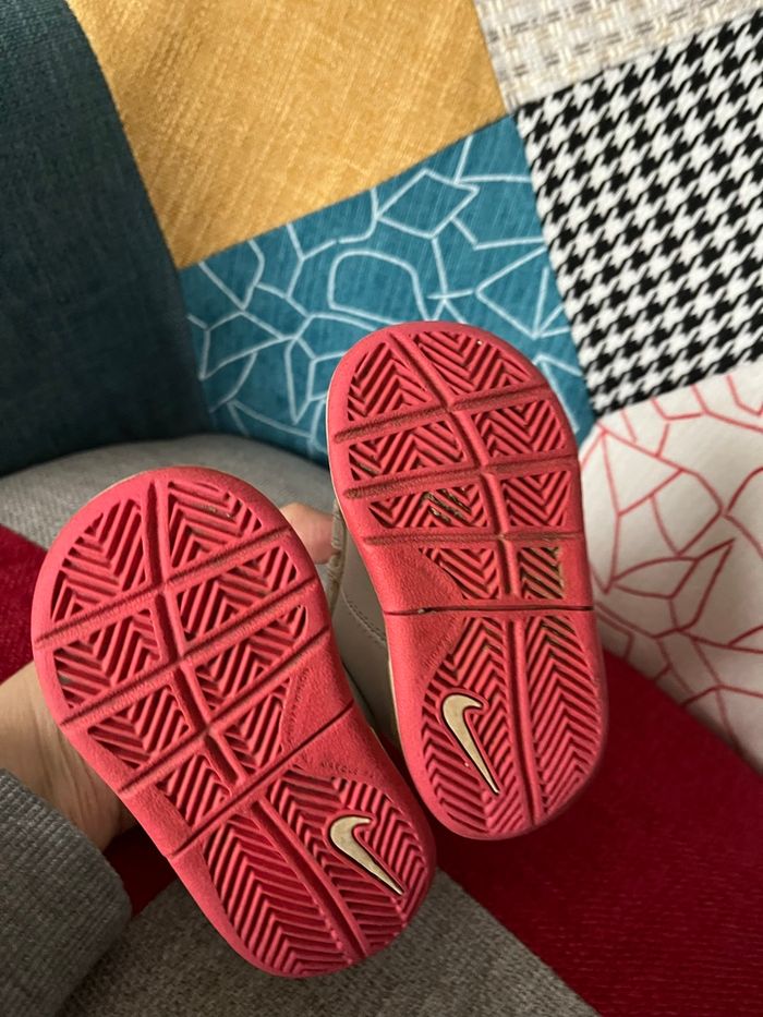 Baskets bébé fille taille 19 - photo numéro 4