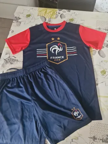 Maillot et short foot