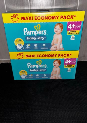 Lot de 2 Maxi Pack de 98  Couches Pampers  Baby-Dry Neuf Dans L’emballage Taille:4+