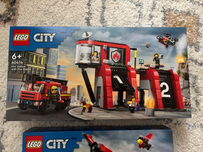 Lot LEGO City Pompiers 🚒✈️🔥 - photo numéro 4