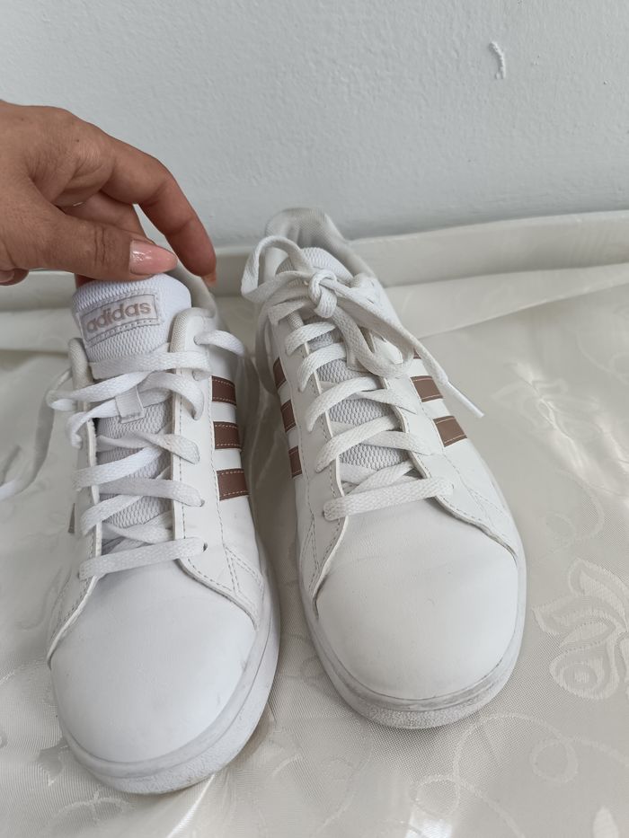 Adidas - photo numéro 2