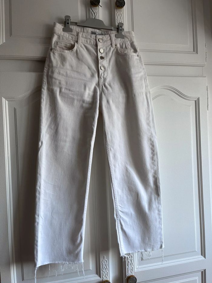 Jeans Zara blanc droit coupe crop - photo numéro 6