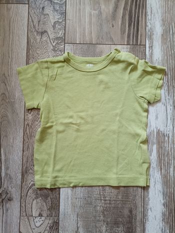 T shirt mixte H&M taille 9/12 mois