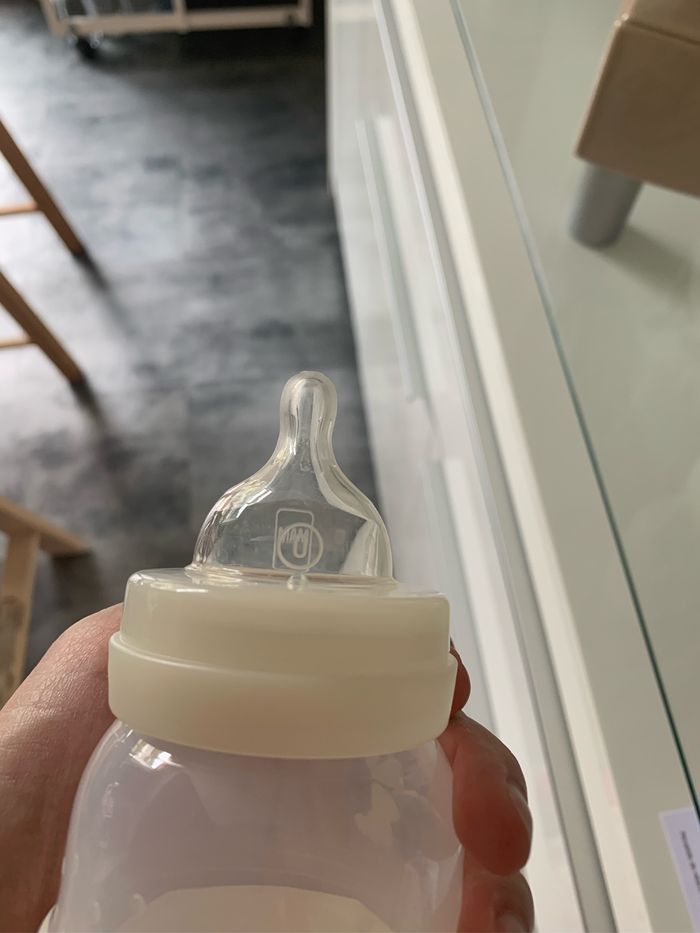 Lot 3 biberons Mam - photo numéro 3