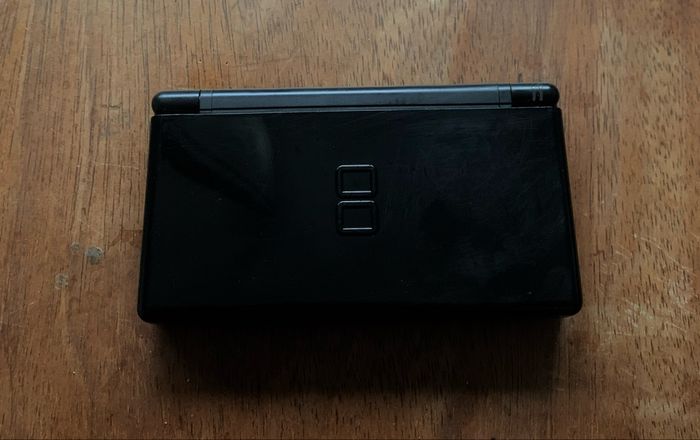 Nintendo DS neuve - photo numéro 2