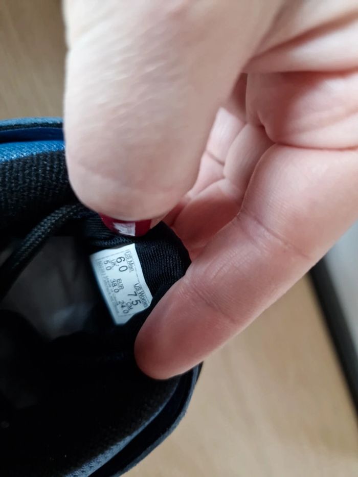 Basket VANS homme neuve 38 - photo numéro 10