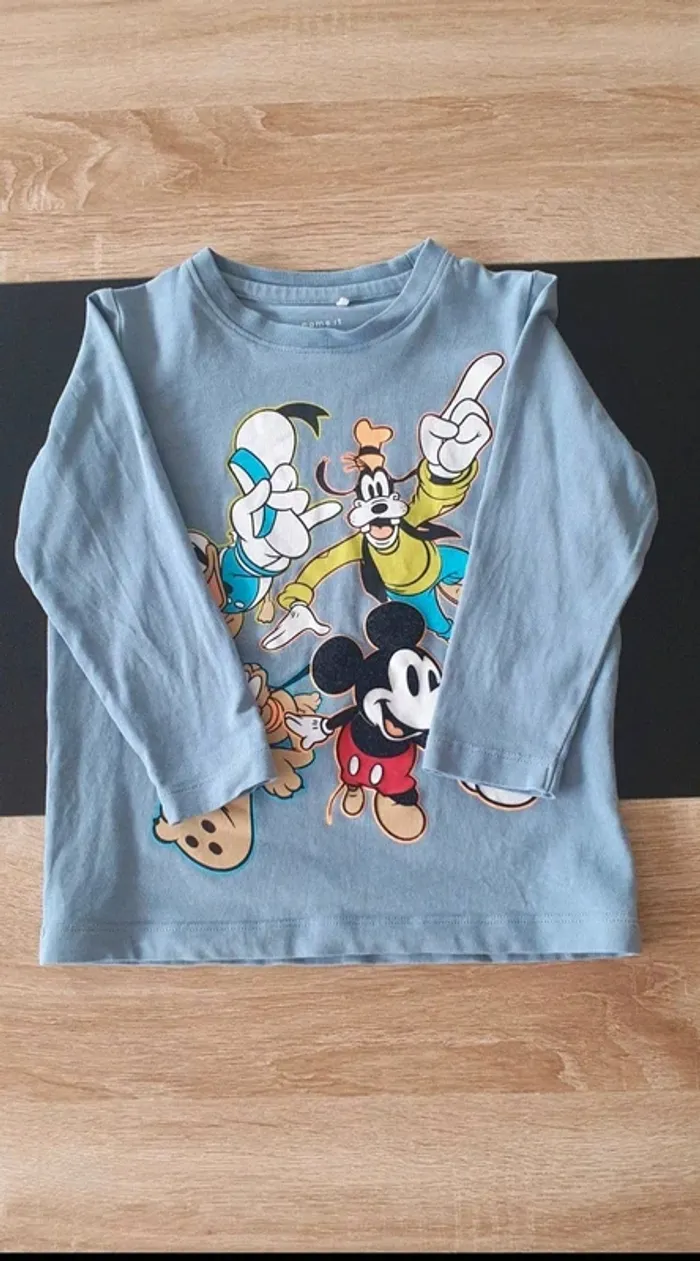 Tee-shirt manche longue 1-1 an et demi 86cm (taille grand)