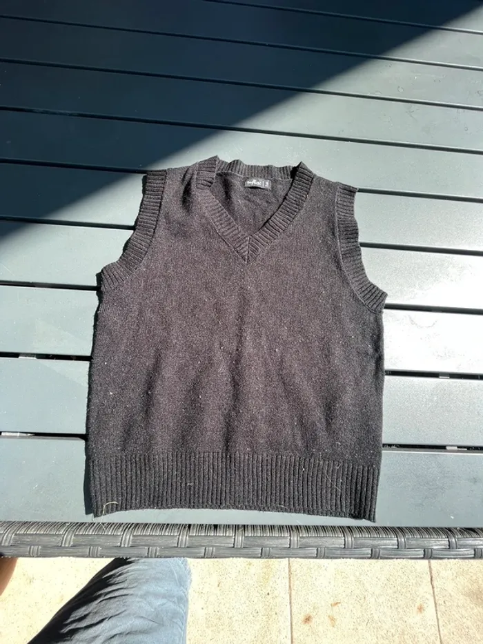 Pull sans manche taille 5 ans