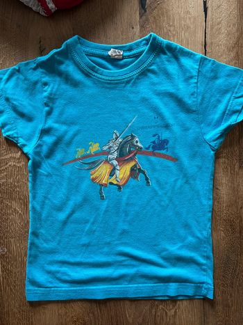 TEE shirt château de hautefort 3/4 ans