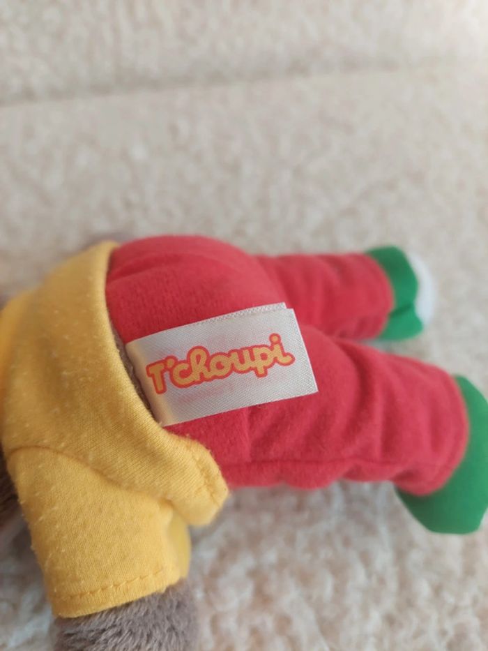 T'choupi - peluche avec son ballon 2012 - photo numéro 3