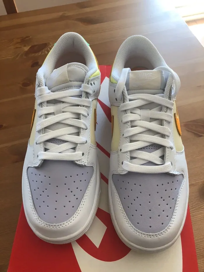 Nike Dunk Low « Sundial » en 39 - photo numéro 3