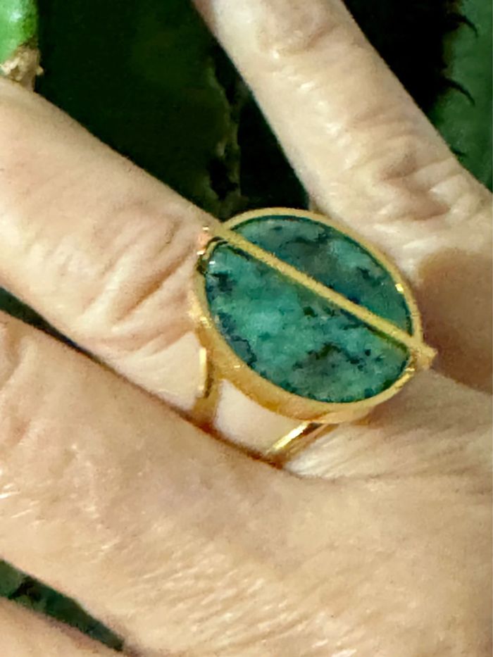 Bague disque xl ovale tige traversante acier inoxydable or et amazonite mile Mila