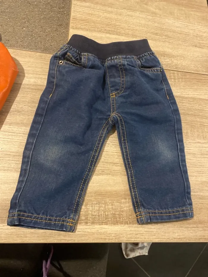 Pantalon jean (12mois)