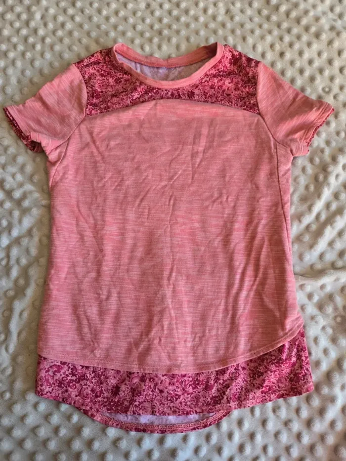 T shirt rose