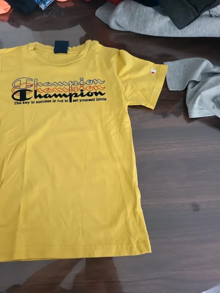 Tee shirt champion 7/8 ans - photo numéro 4