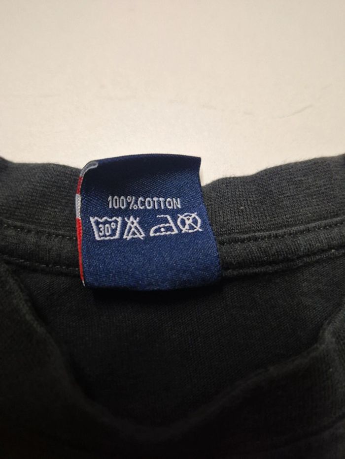 Tee-shirt. - photo numéro 2