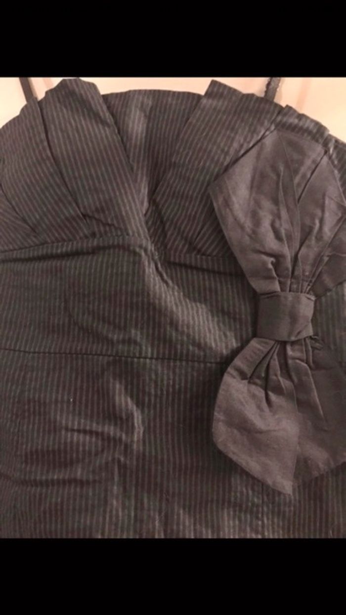 Robe avec noeud