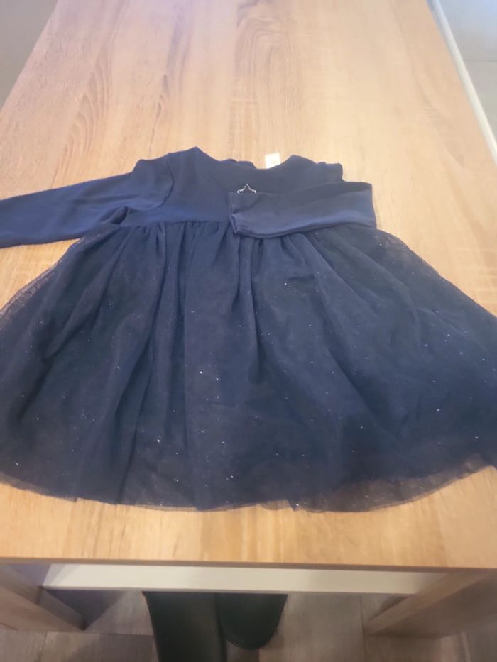 Robe. - photo numéro 2