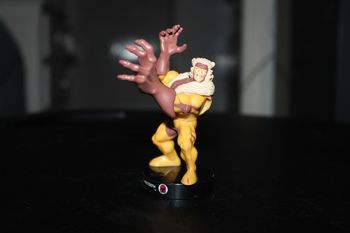 Figurine Dent De Sabre - Marvel Atacktix