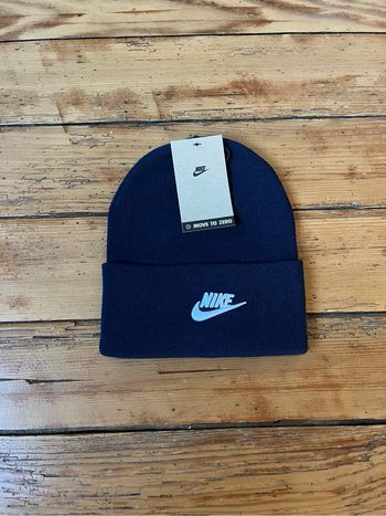Bonnet Nike bleu marine