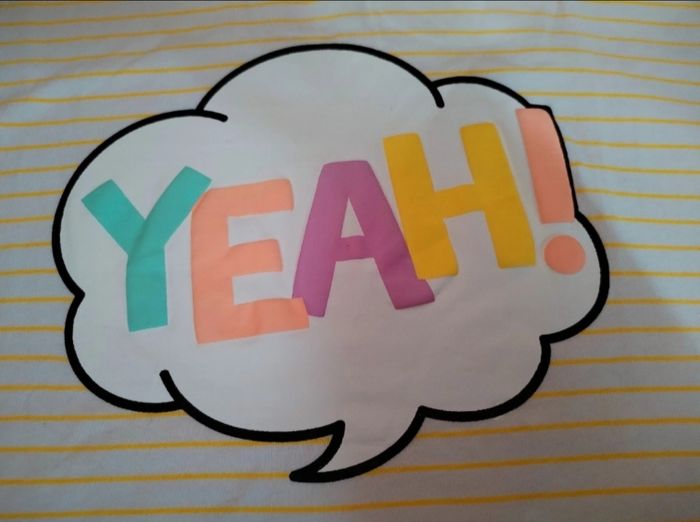 Très beau tee shirt écriture" Yeah" 100% coton neuf - photo numéro 2
