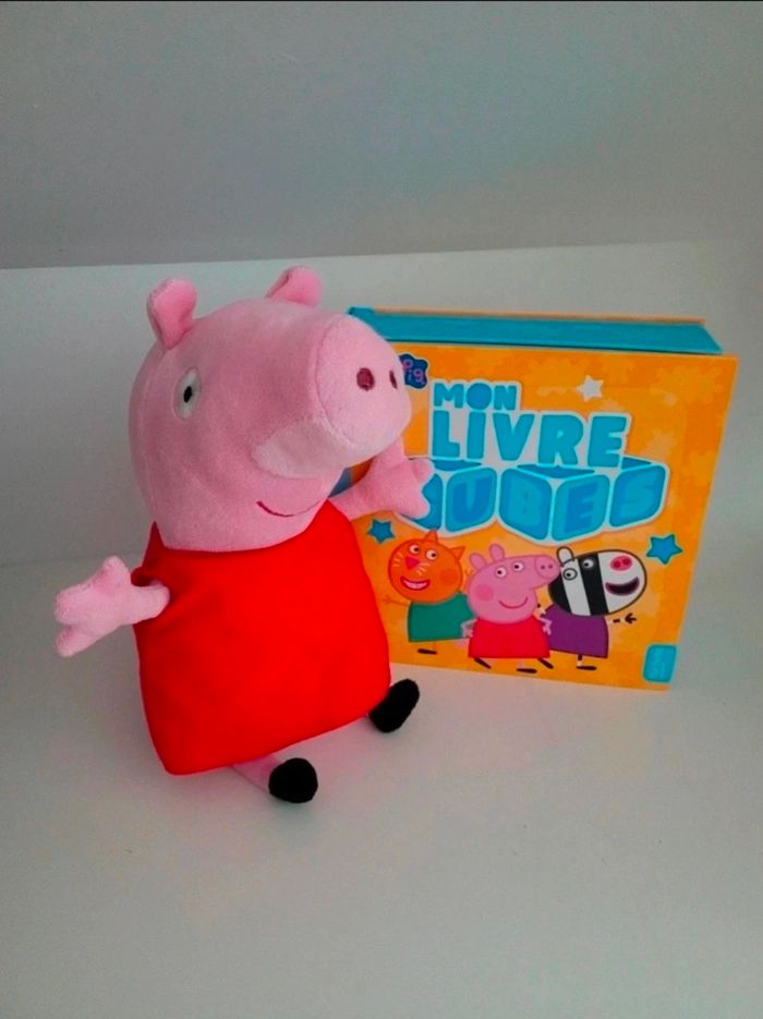 Lot peppa pig jeu cube + peluche