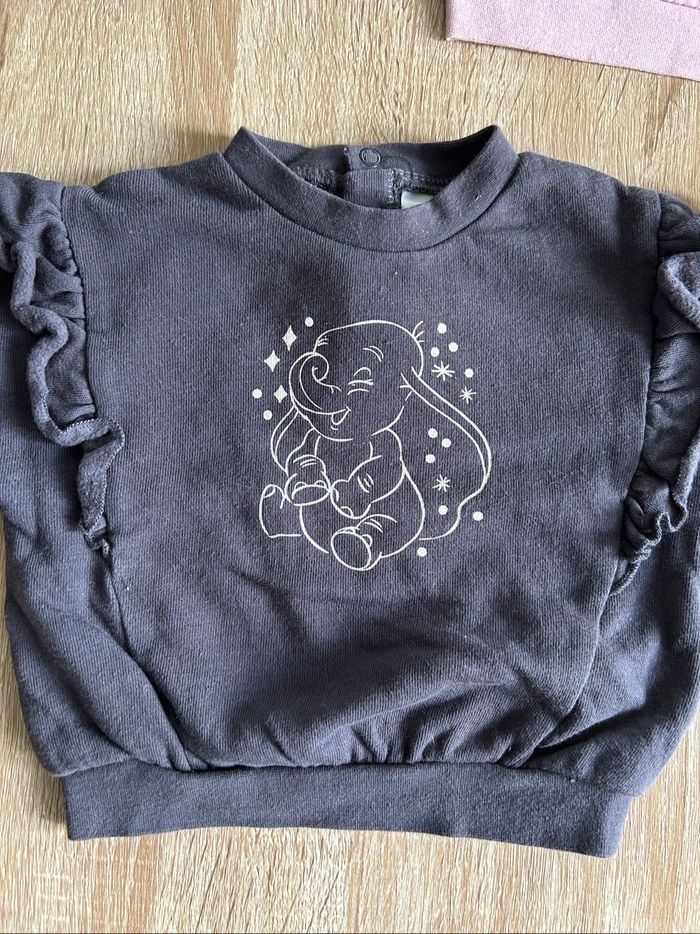Lot pull Disney et 1 veste obaibi - photo numéro 5
