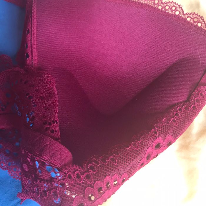 Soutien gorge neuf avec étiquette bordeaux taille M - photo numéro 9