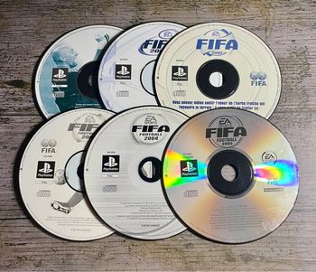 LOT 6 Jeux Fifa 99/00/01/02/2004/2005 - PS1 Loose Version PAL PlayStation Sony