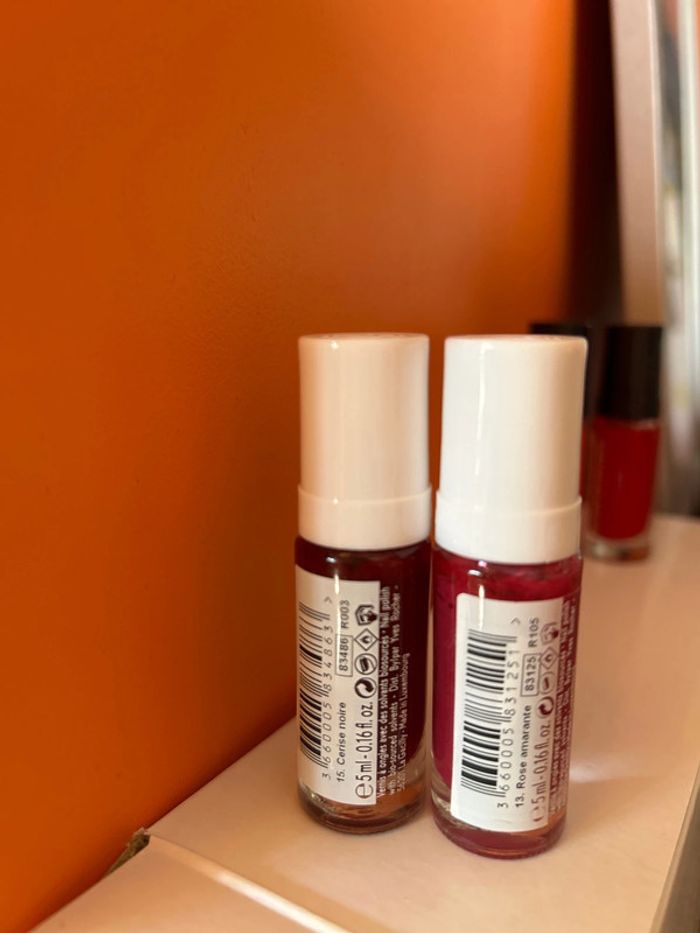 vernis rose et cerise Yves rocher - photo numéro 2